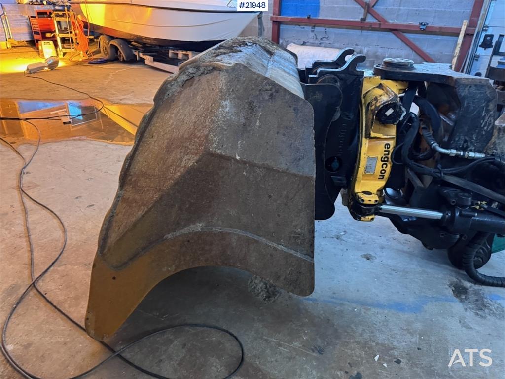 Kobelco SK270 SRLC-5E w/ Bucket and GPS. Certified!