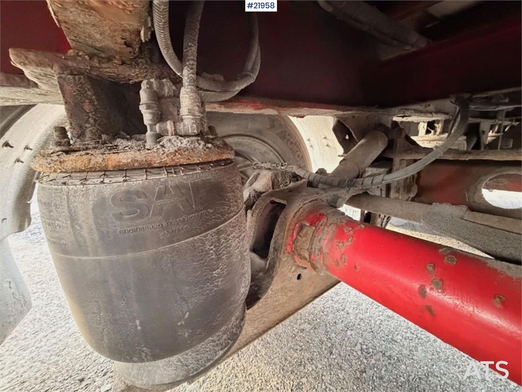 Tyllis L3 3-axle flatbed semi-trailer with side boards Re