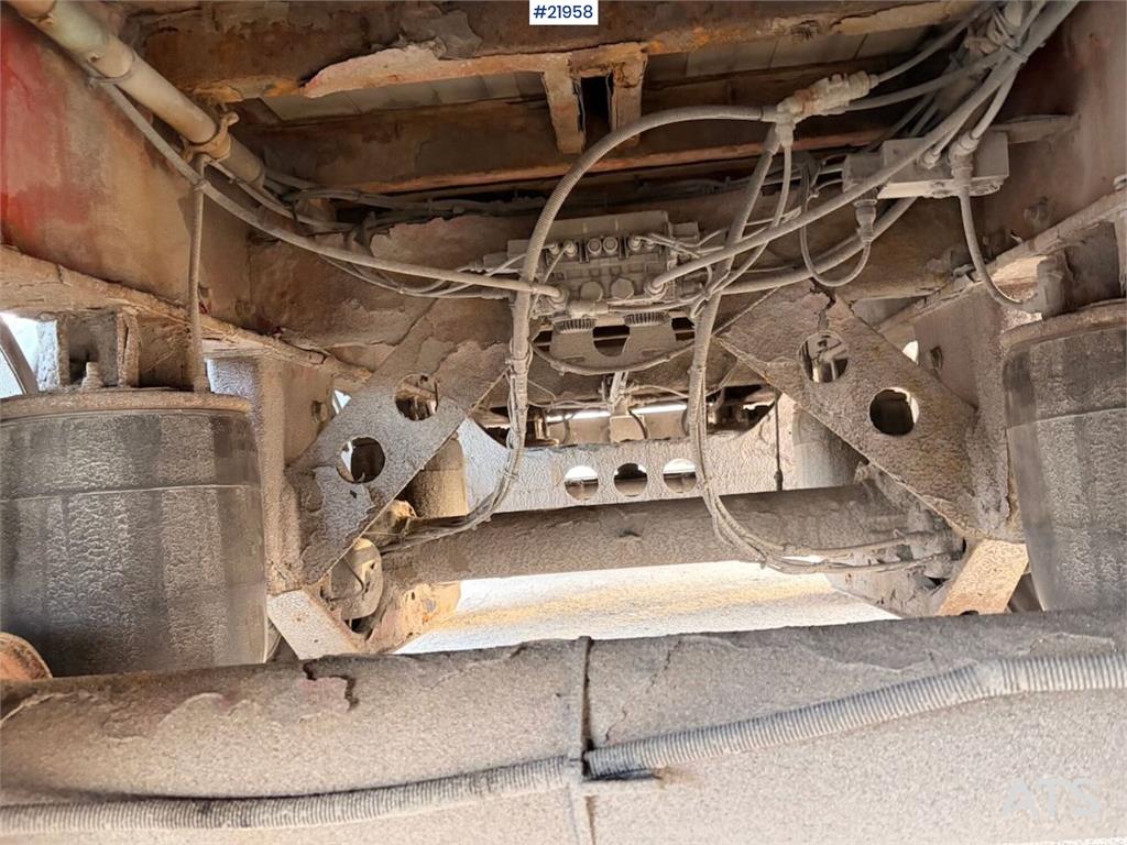 Tyllis L3 3-axle flatbed semi-trailer with side boards Re