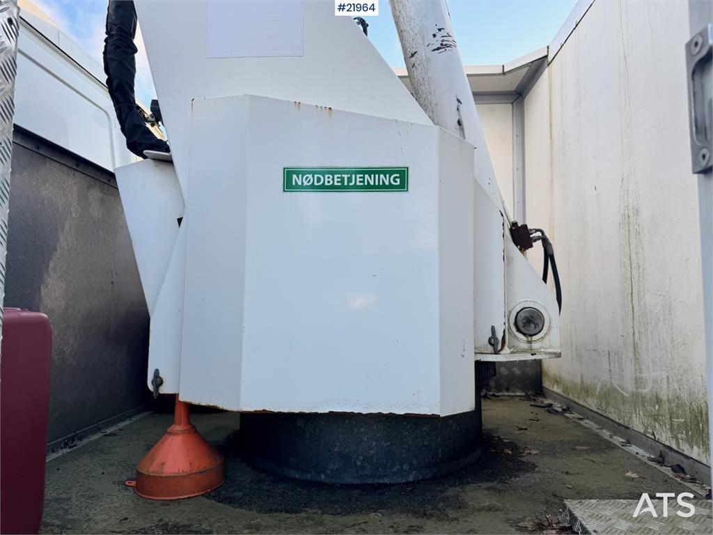 MAN TGM 15.250 Lift truck w/ 18 m Working height. 132,