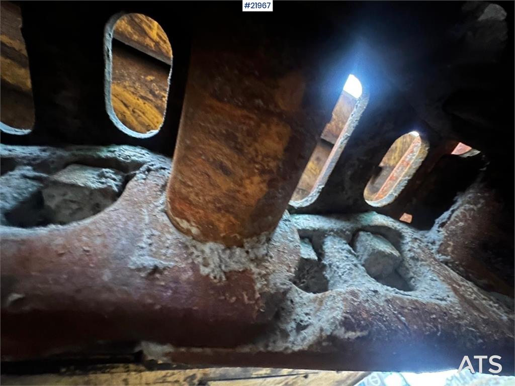 Komatsu PC240LC-8 Crawler Excavator w/ Digger Bucket.