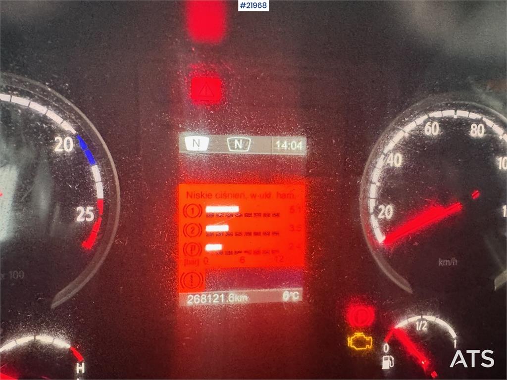 Scania P340 6x2 Refuse truck w/ Crane.