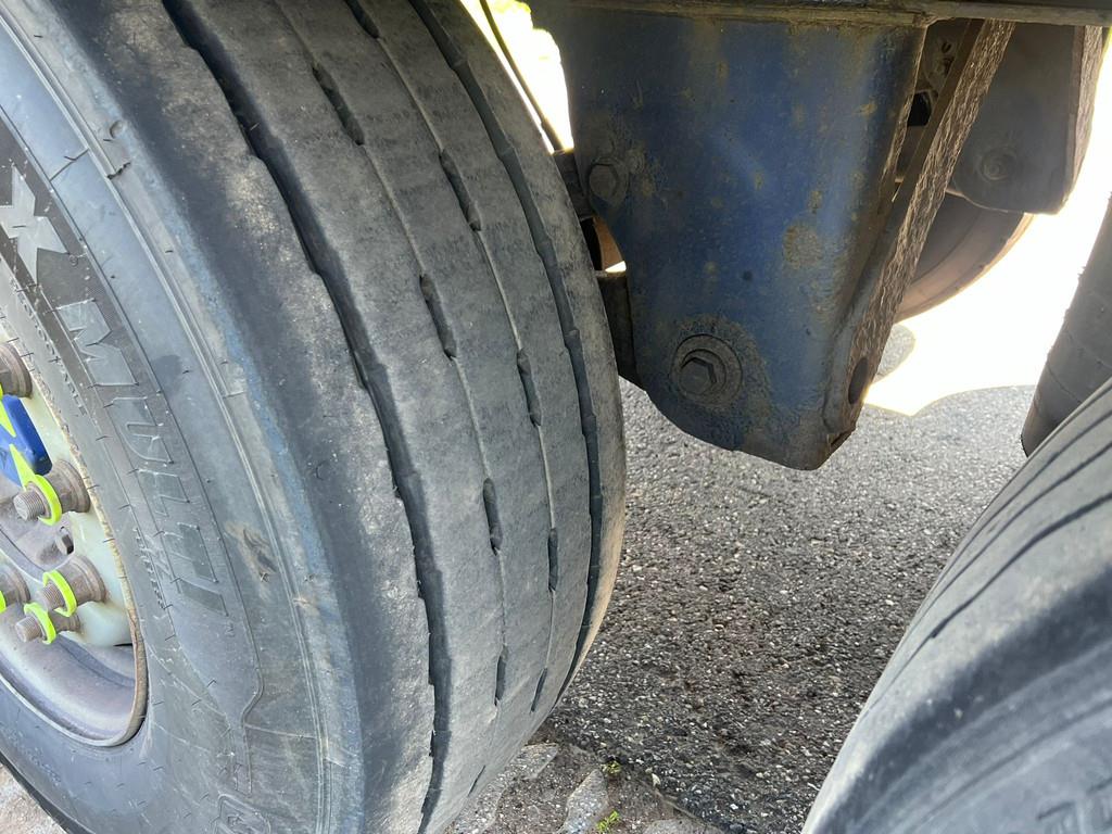 [Other] Gray and Adams Meat Hook Thermo King SLXE 400