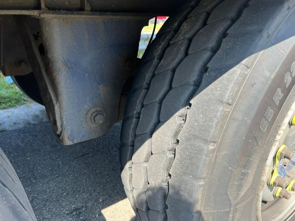 [Other] Gray and Adams Meat Hook Thermo King SLXE 400