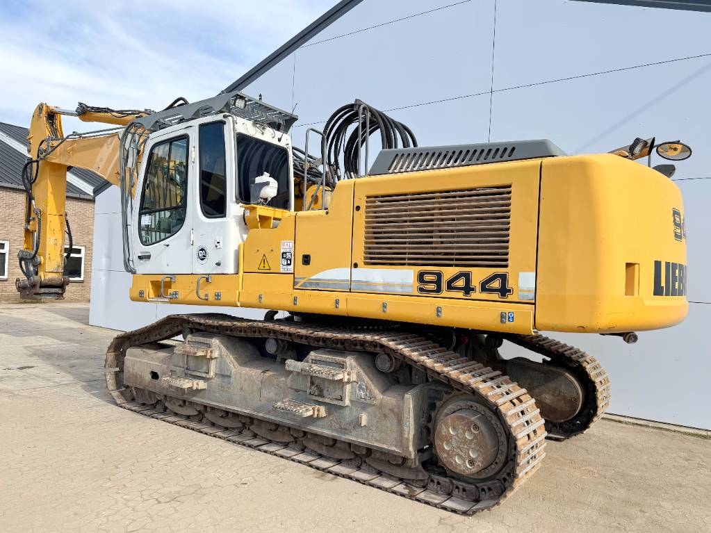 Liebherr R944C UHD - 23 m Demolition / Hydr UC / OilQuick