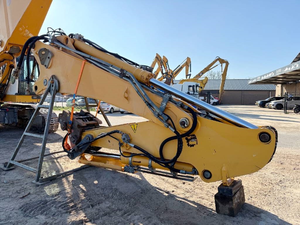 Liebherr R944C UHD - 23 m Demolition / Hydr UC / OilQuick