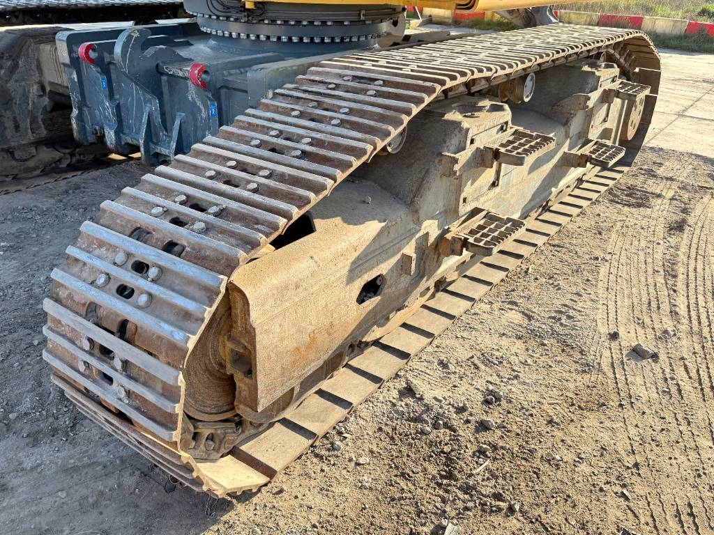 Liebherr R944C UHD - 23 m Demolition / Hydr UC / OilQuick