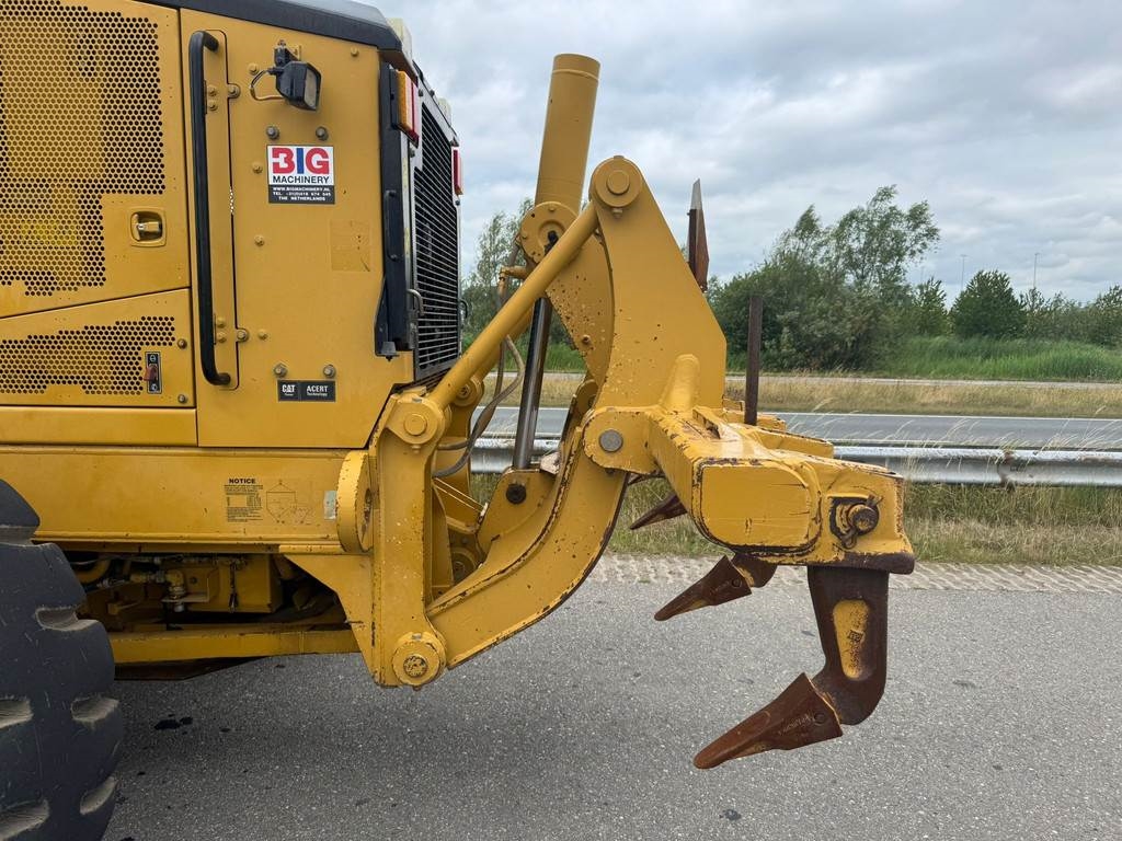 CAT 14M