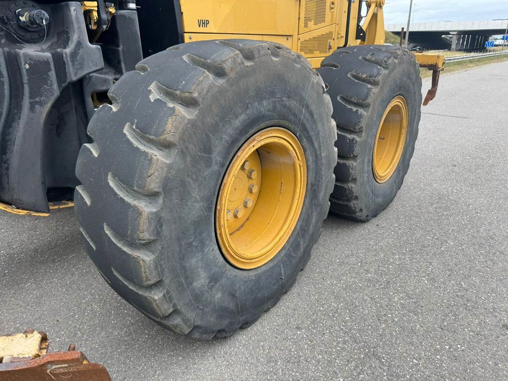 CAT 14M