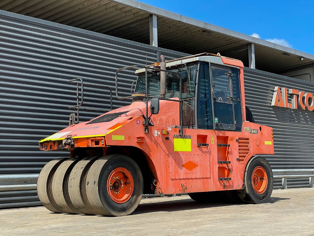 Ammann AP 240