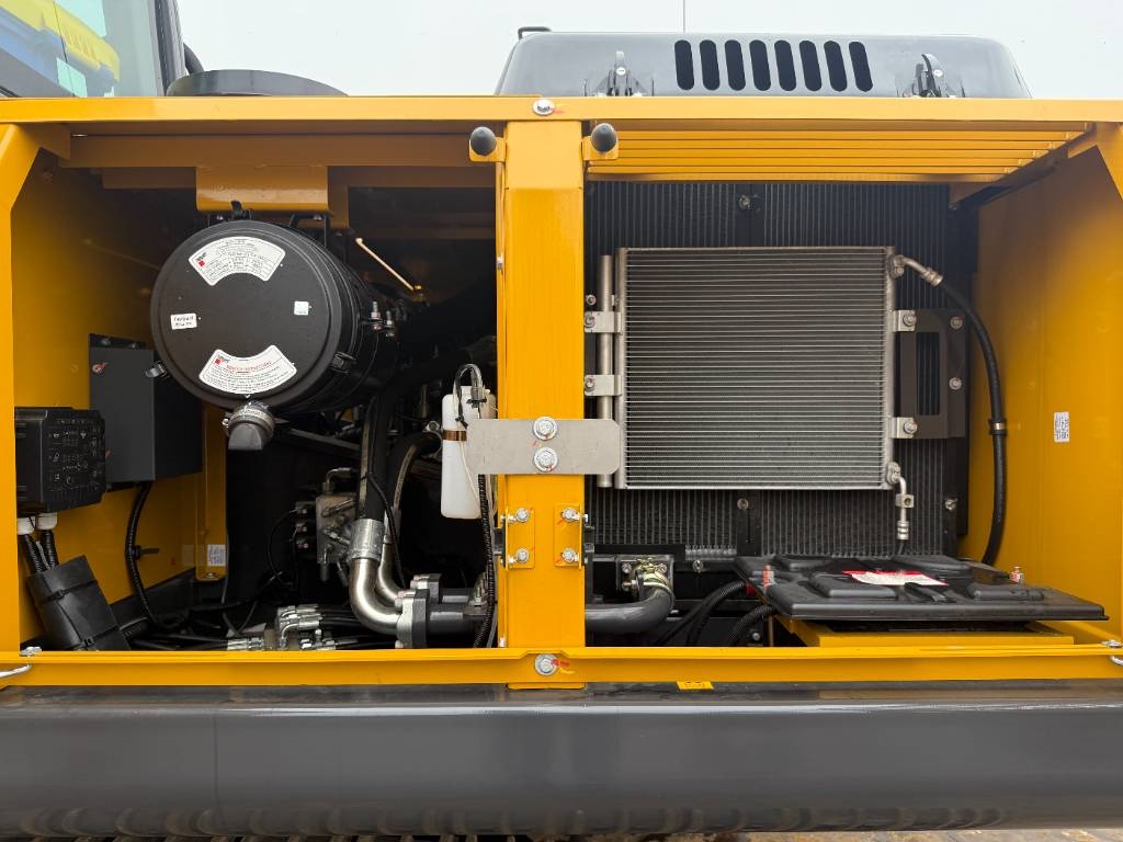 XCMG XE215i - New / Unused / 2025 Model