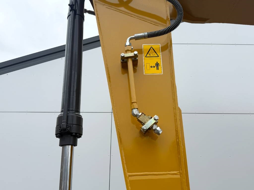 XCMG XE215i - New / Unused / 2025 Model
