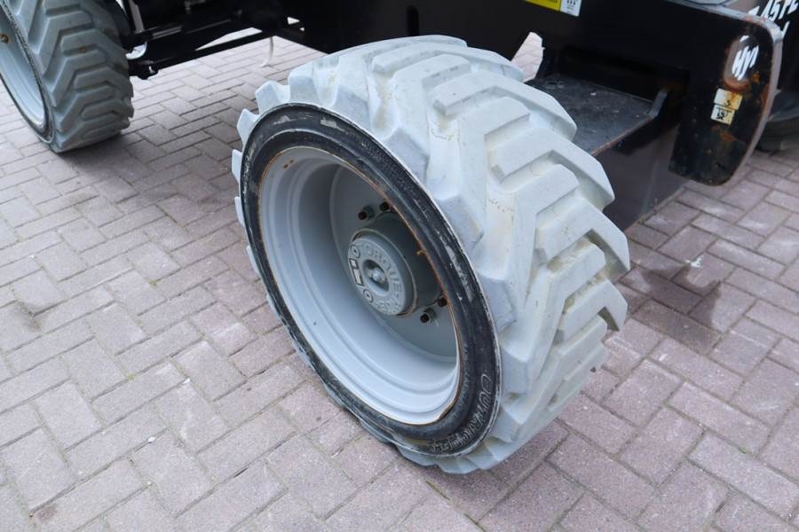 Genie Z45FE/DC Hybrid Hybrid, 4x4 Drive, 16m Working Hei
