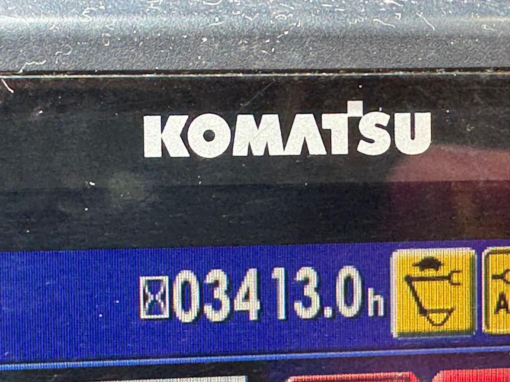 Komatsu PW180-11