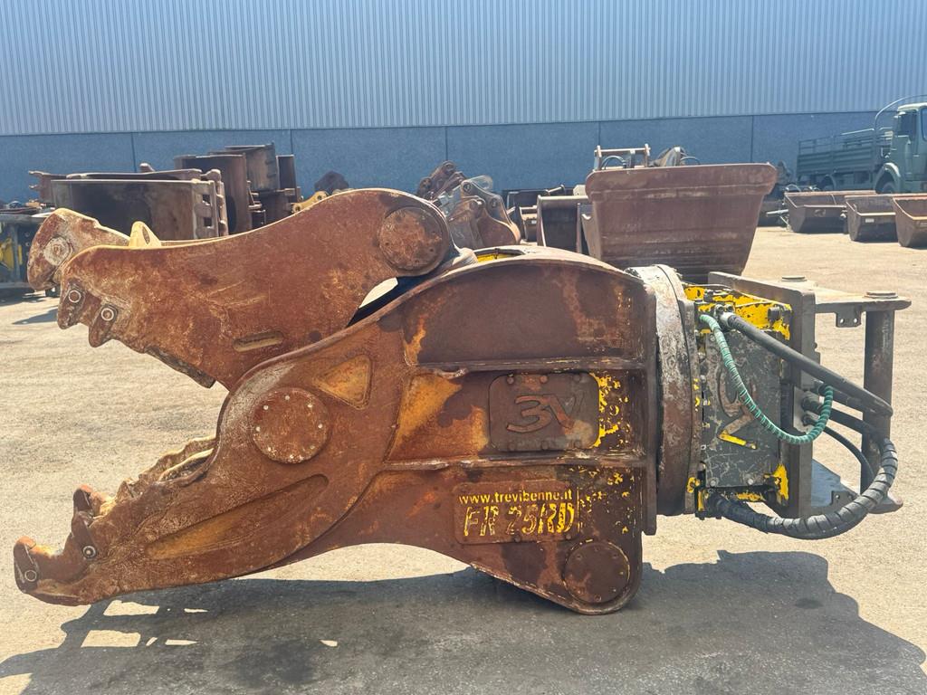 Trevibenne Pulveriser FR25-48631509