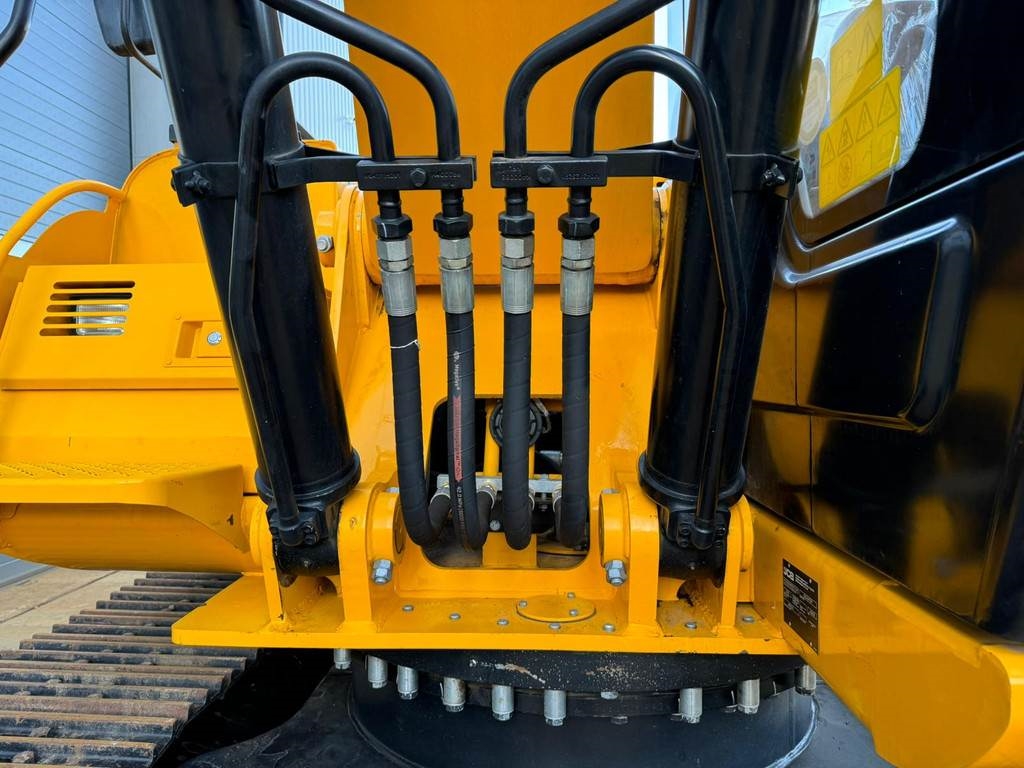 JCB 205 Hydraulic Excavator