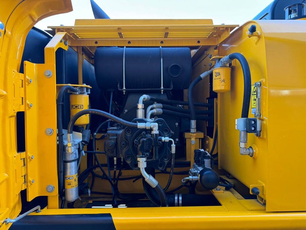 JCB 205 Hydraulic Excavator