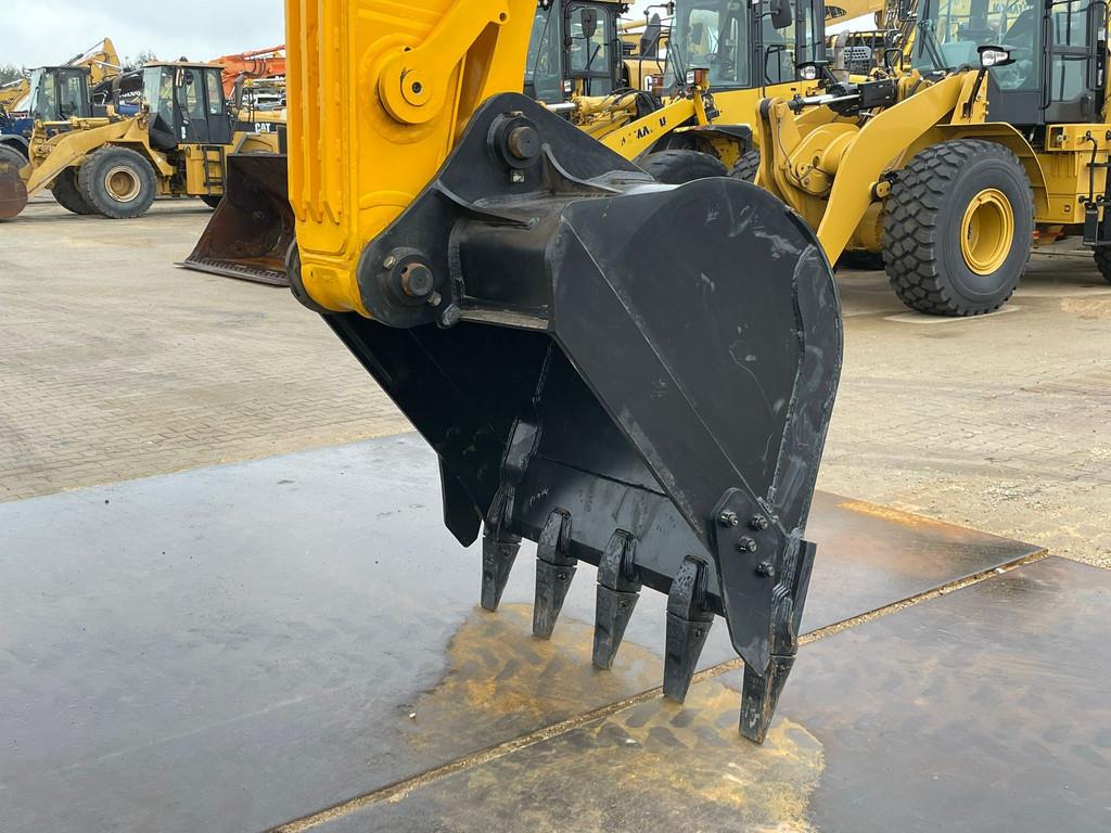 JCB 205 Hydraulic Excavator