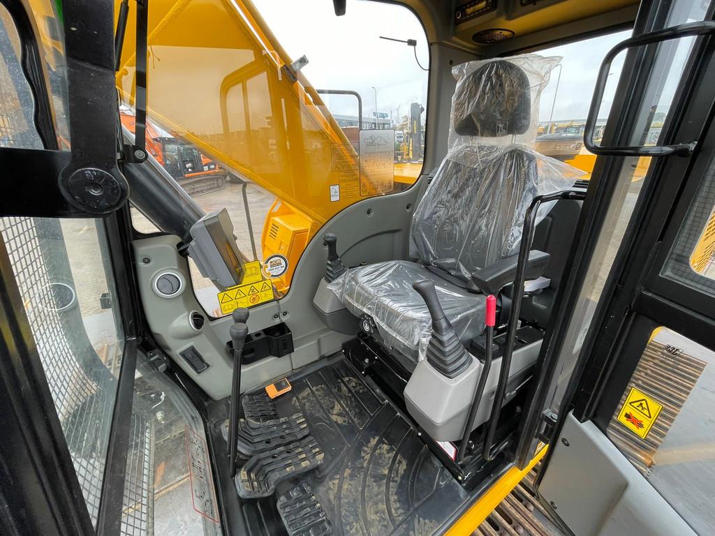 JCB 205 Hydraulic Excavator