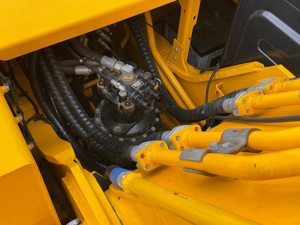 JCB 205 Hydraulic Excavator