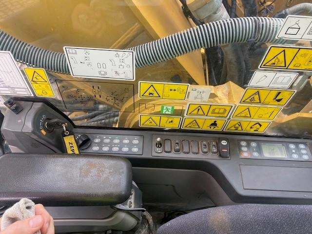 CAT 330 F LN MIETE / RENTAL (12005521)