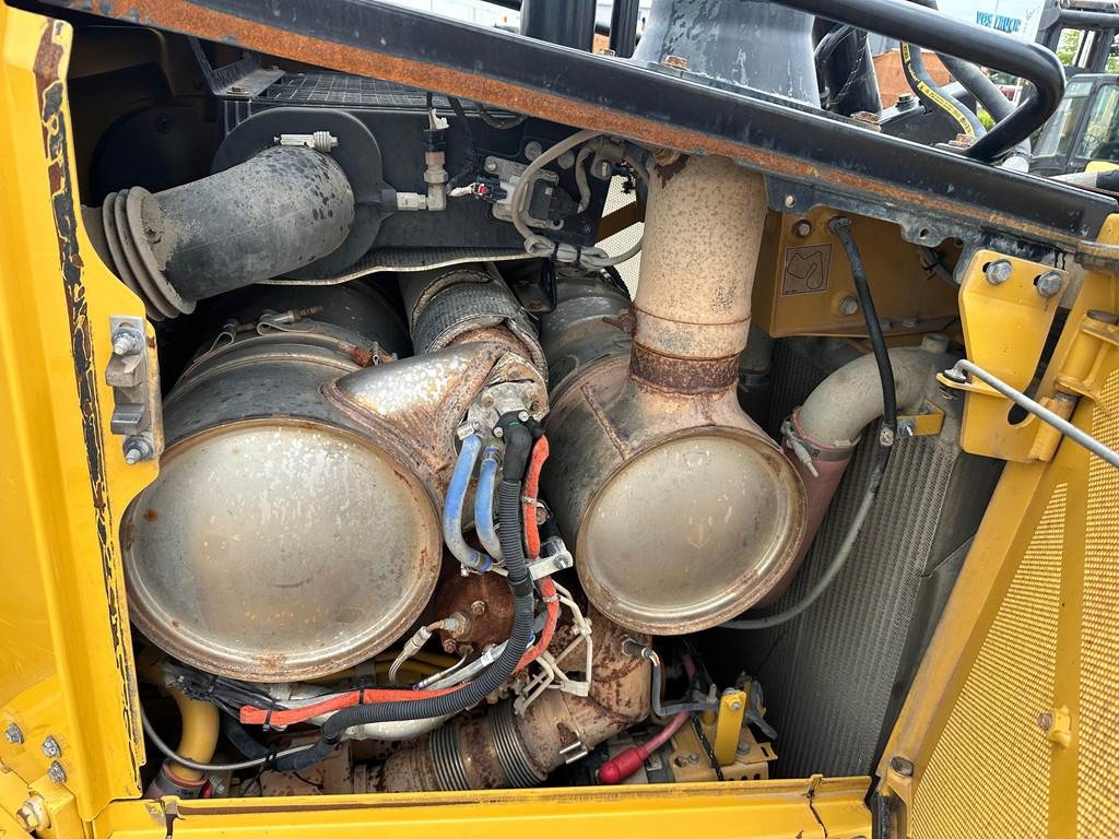 CAT D6 LGP