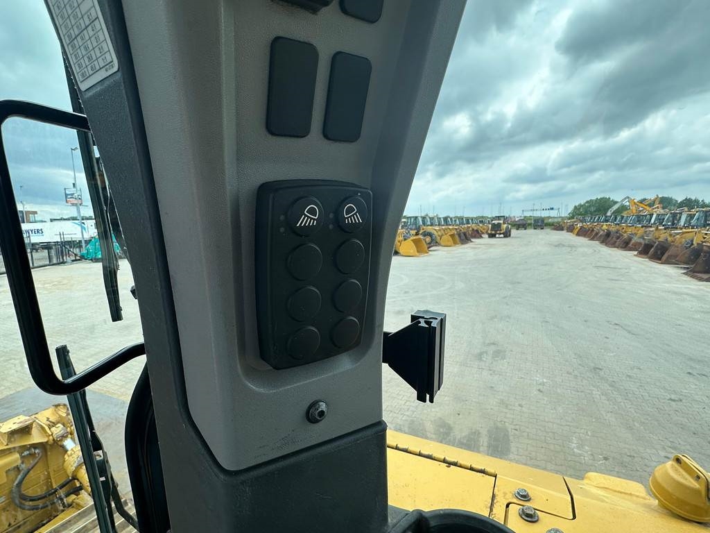CAT D6 LGP