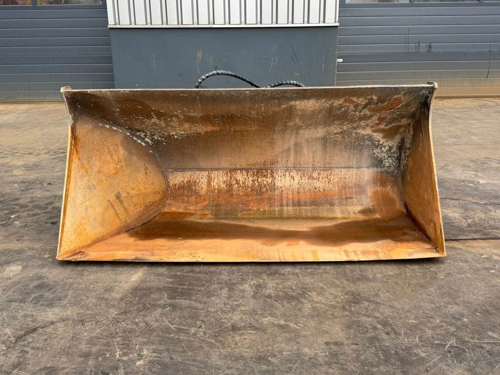 [Other] ZFE Side-Tilting bucket