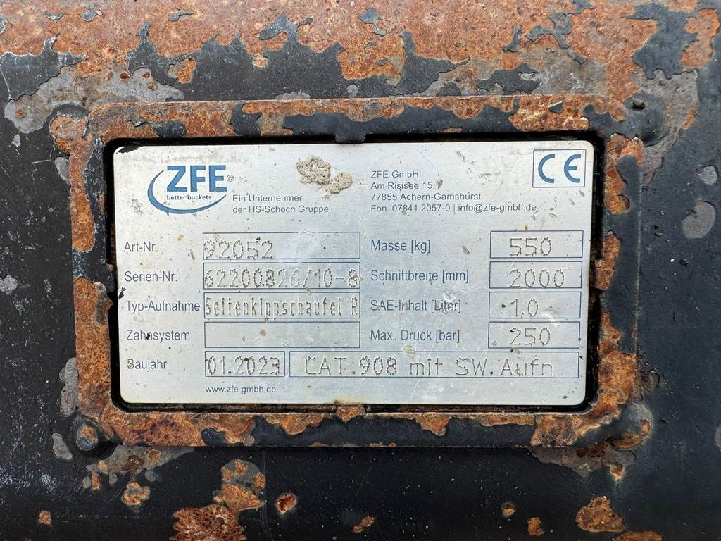 [Other] ZFE Side-Tilting bucket