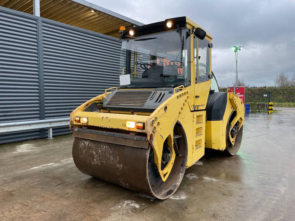 Bomag BW 161 AD-4