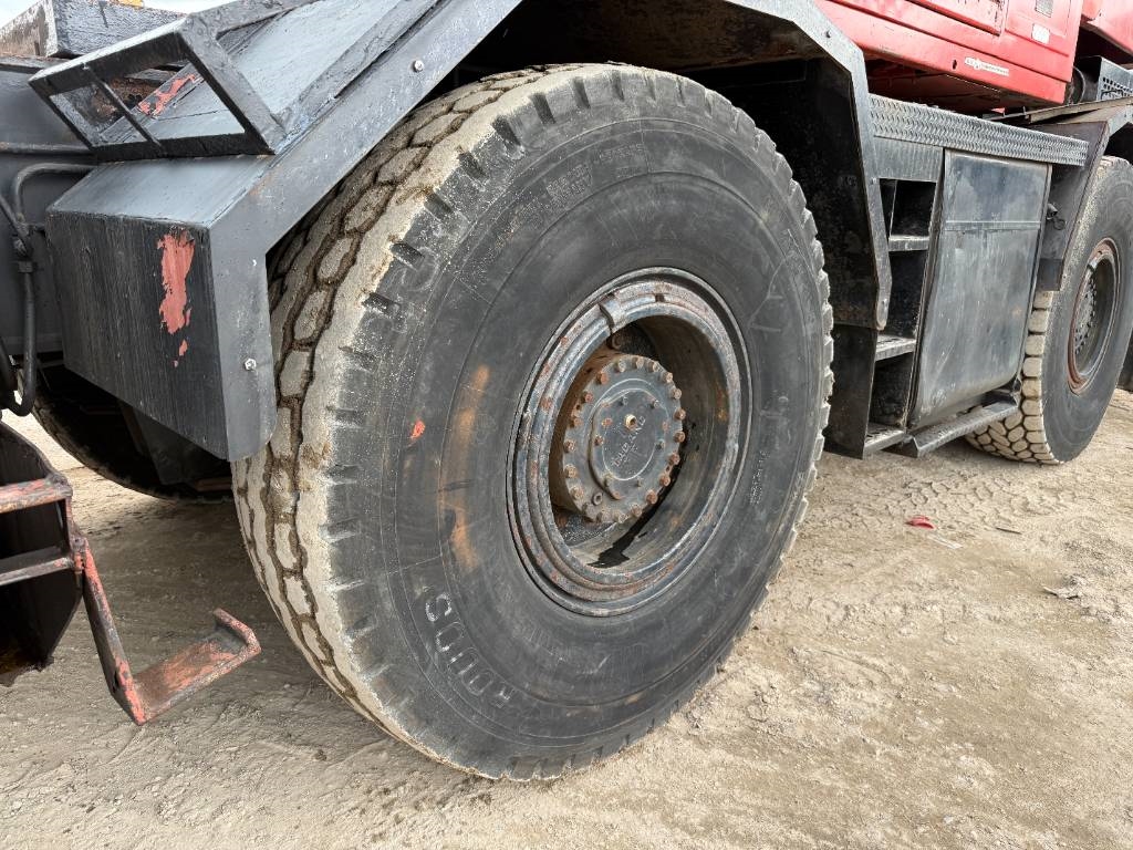 Tadano TR300E-1 - 4 Wheel Steering / 28.1m Boom + 12m Jib