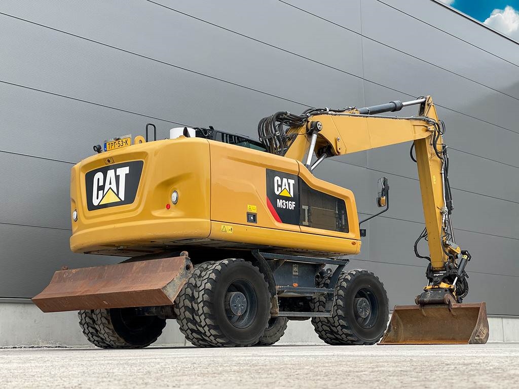CAT M316F