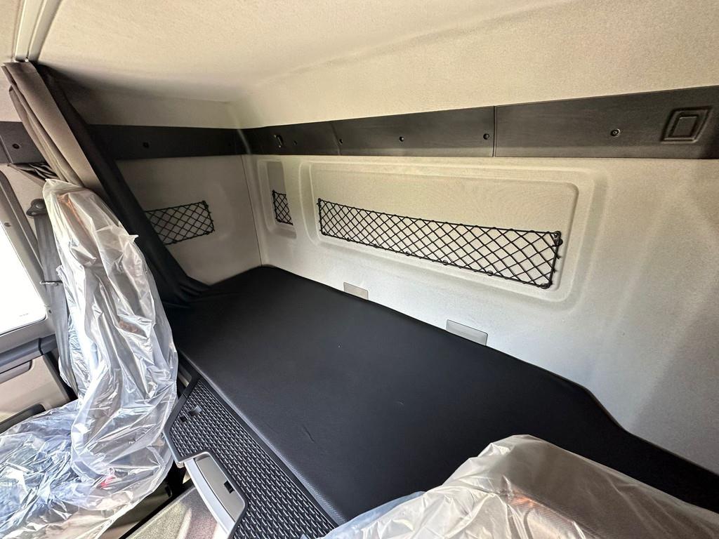 MAN TGS 33.400 BB SA 6x4 Manual