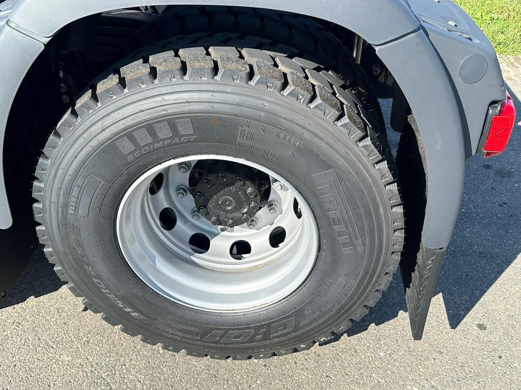 MAN TGS 33.400 BB SA 6x4 Manual