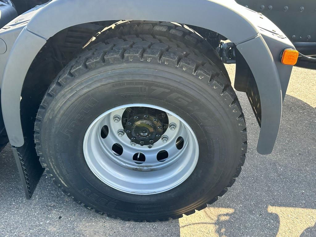 MAN TGS 33.400 BB SA 6x4 Manual