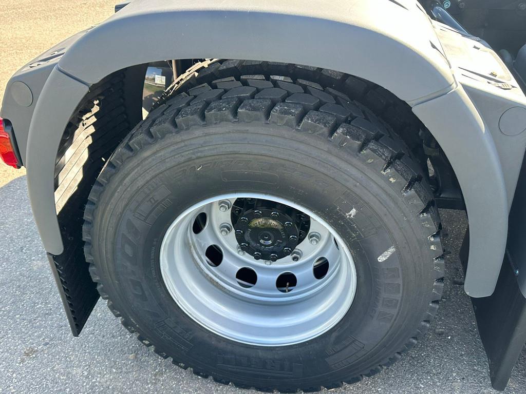 MAN TGS 33.400 BB SA 6x4 Manual