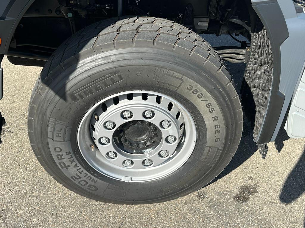 MAN TGS 33.400 BB SA 6x4 Manual