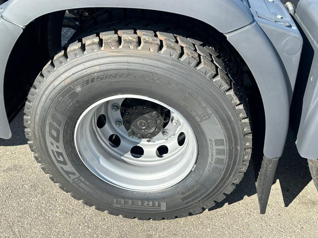 MAN TGS 33.400 BB SA 6x4 Manual