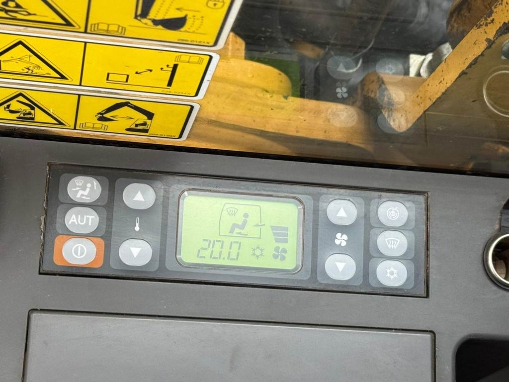 CAT 320EL