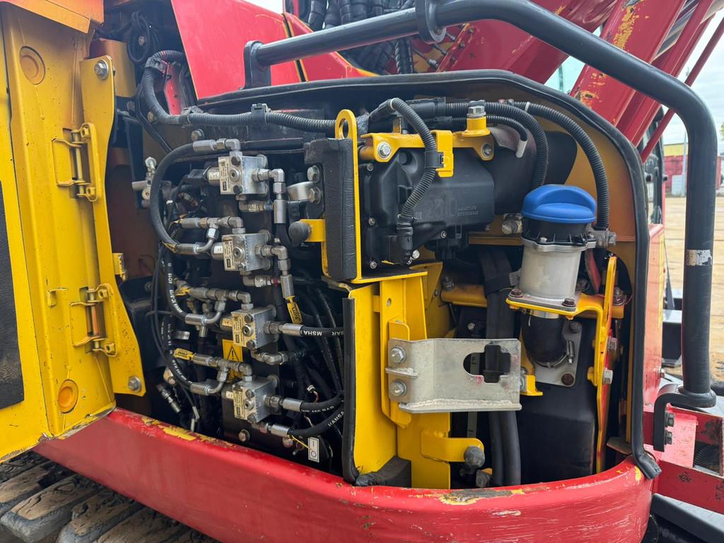 Komatsu PC138US - Tripple boom + blade