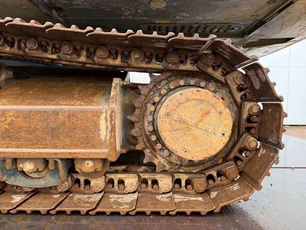 Liebherr R946LC - Hammer Lines / Quick Coupler / Airco
