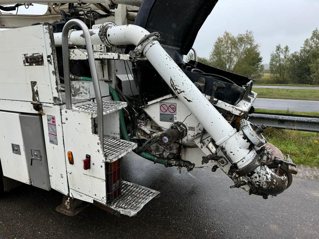 MAN TGA 26.360 6x4 with Putzmeister BSF24-4.16 24m Con