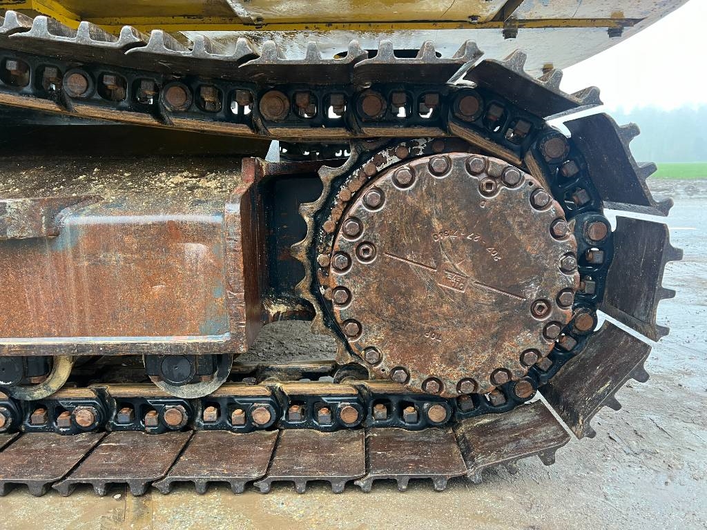 Komatsu PC290NLC-7K + Wimmer Jura Luna 3.100 Drill