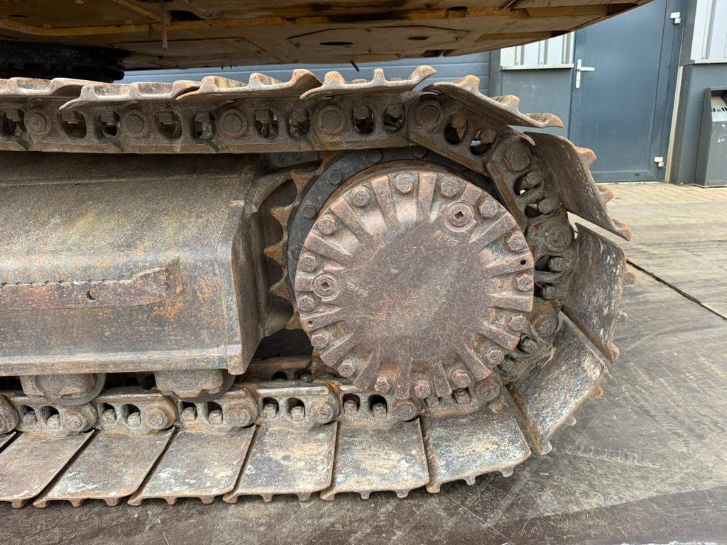 CAT 320EL