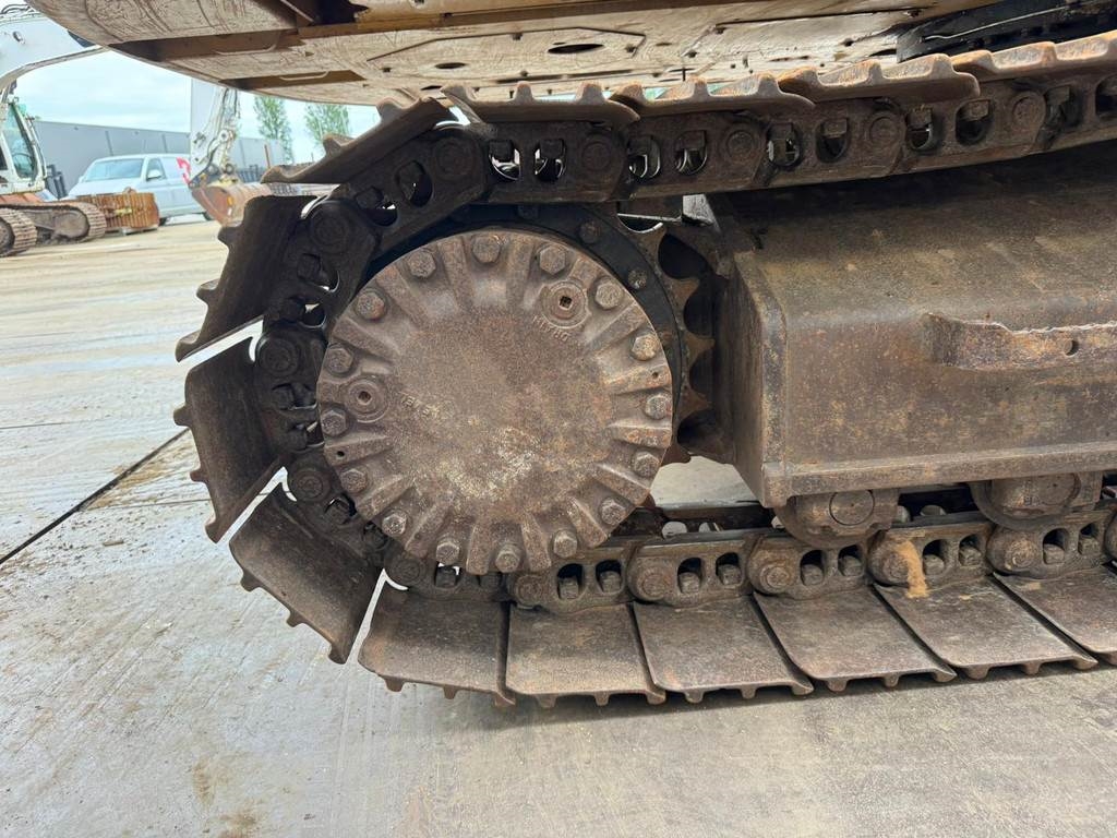 CAT 320EL