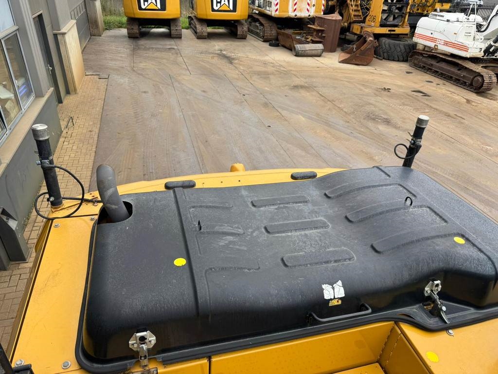 CAT 320EL