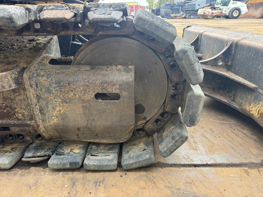 Komatsu PC138US - Tripple boom + blade