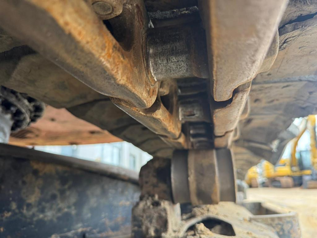 Komatsu PC138US - Tripple boom + blade