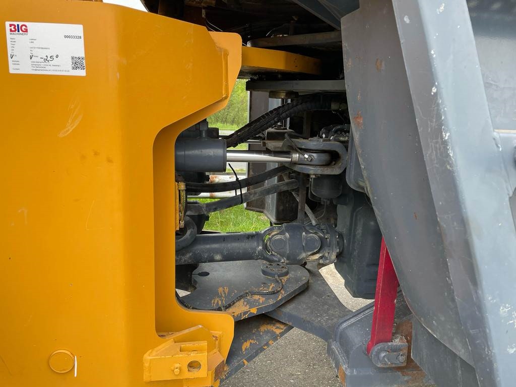 Liebherr L580