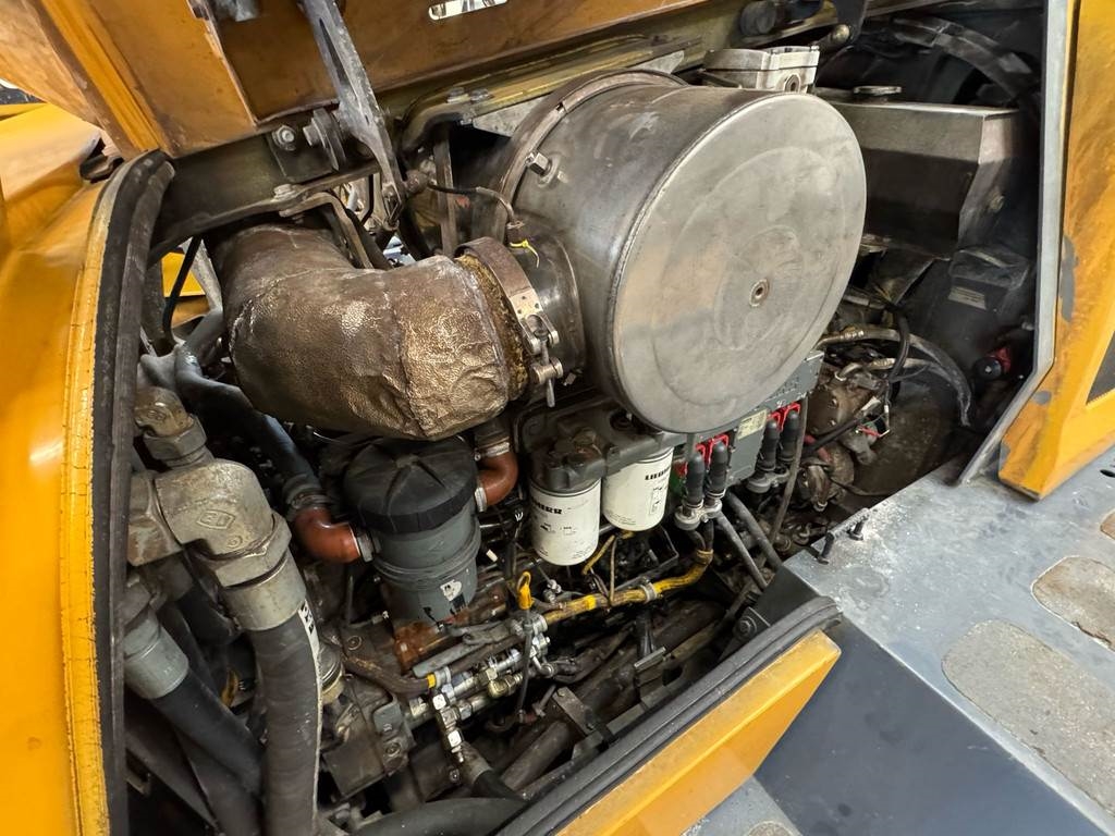 Liebherr L580